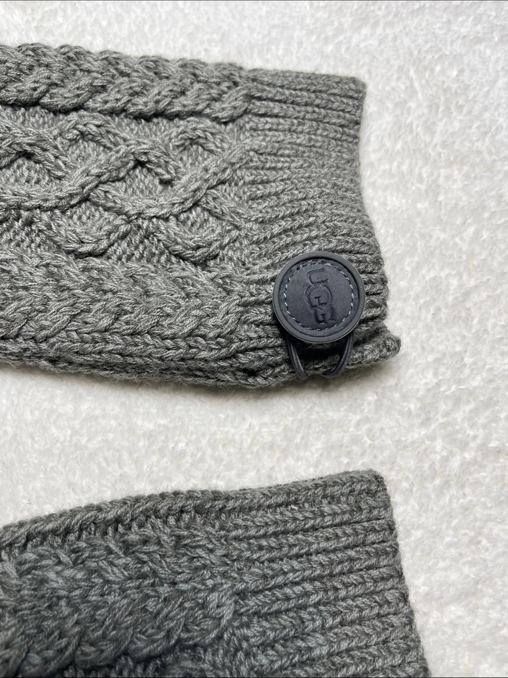 UGG Classic Cardi Cabled Knit Boots Size 6